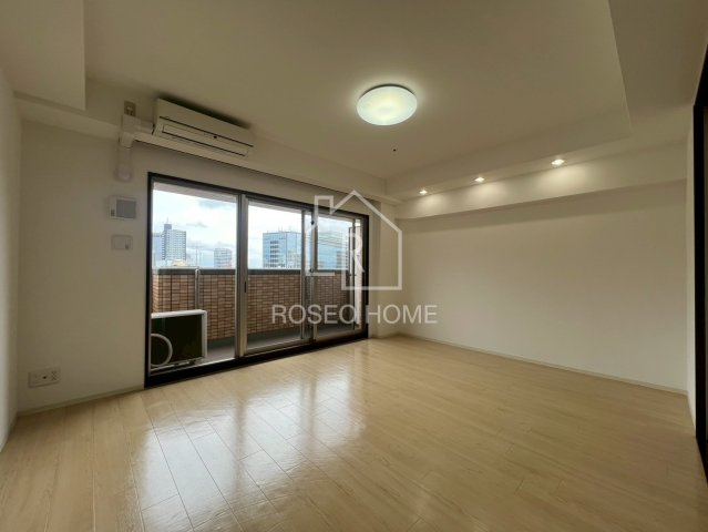 グランシス天満橋の居間・リビング