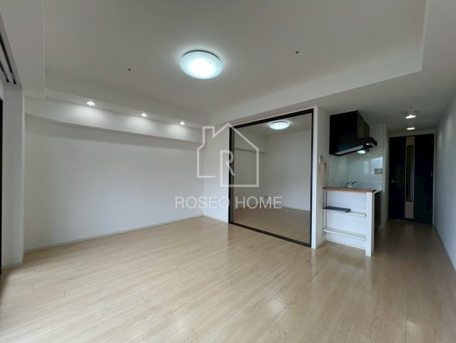 グランシス天満橋の居間・リビング