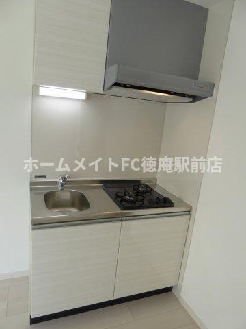 大阪市鶴見区鶴見３丁目のアパートのキッチン