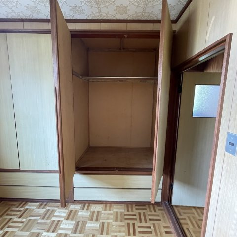 室蘭市舟見町2丁目88-1奥の収納