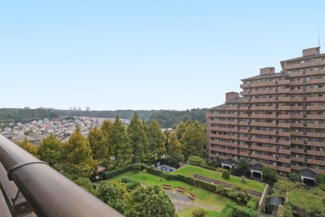 サン・ステージ緑園都市東の街8番館【仲介手数料無料】の展望