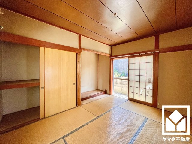 伏見区深草大亀谷万帖敷町の寝室