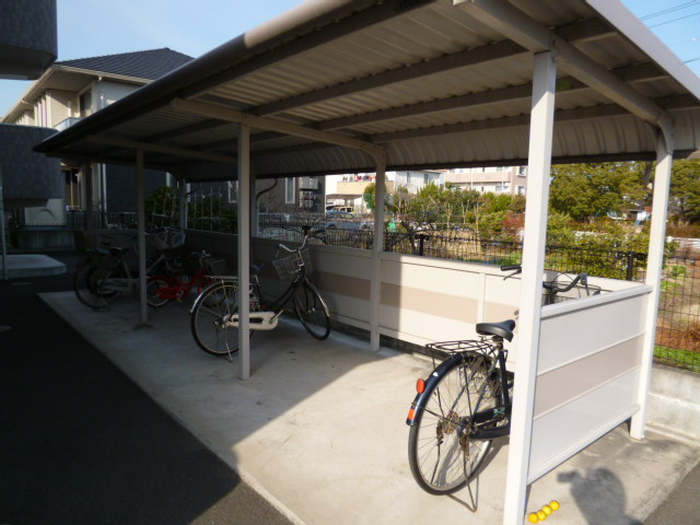カーサフェリーチェⅡのその他共用部分|自転車置き場