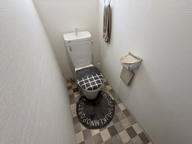 ☆明石市大久保町茜3丁目　戸建☆のトイレ