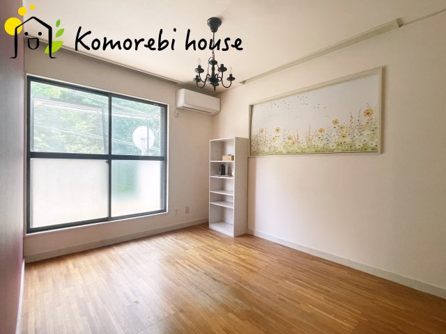 さいたま市見沼区南中丸　中古一戸建ての寝室|落ち着いた色調の寝室です