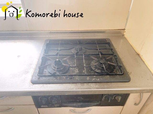 さいたま市見沼区南中丸　中古一戸建てのキッチン|コンパクトなキッチンで掃除もラクラク