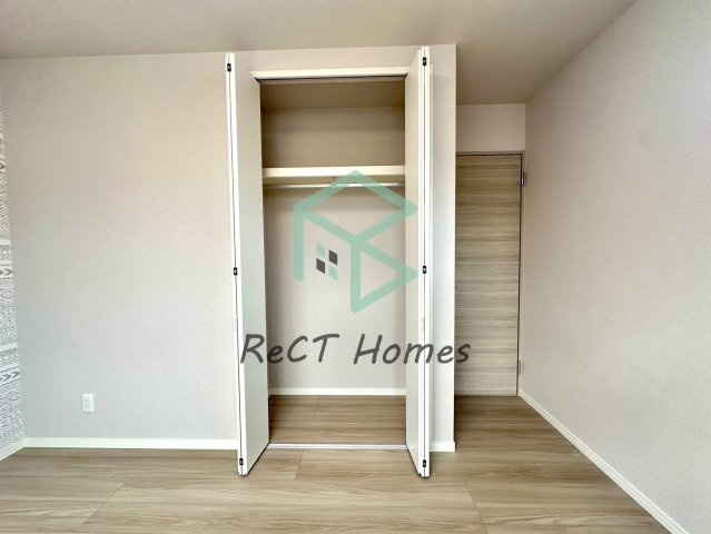 姫路市飾磨区英賀の新築一戸建の収納