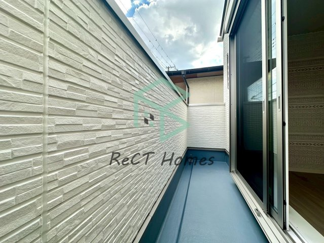 姫路市飾磨区英賀の新築一戸建のバルコニー