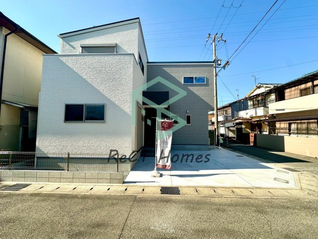 姫路市飾磨区英賀の新築一戸建の駐車場