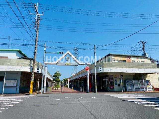 アイアイモール店舗付住宅のエントランス