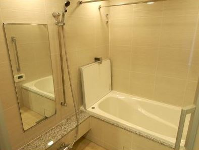 港区南青山７丁目の賃貸マンションの浴室