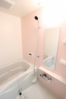 【浴室】 | サンピアビータ | ゆったり過ごせるお風呂です