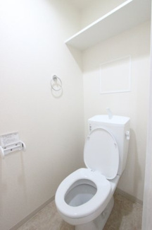 【トイレ】 | サンピアビータ | 落ち着いた色調のトイレです