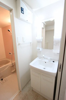 【洗面所】 | サンピアビータ | 広い洗面スペース