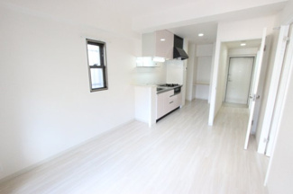 【居間・リビング】 | サンピアビータ | 居間です