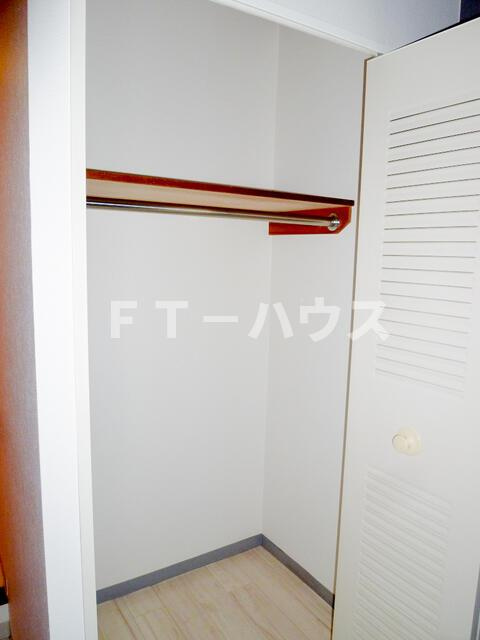 ペティパレス薬園台の収納