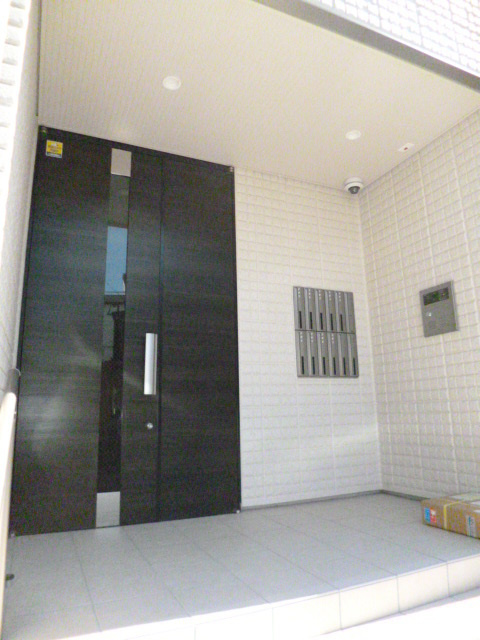 エスコート武蔵のエントランス|★安心のオートロック対応★