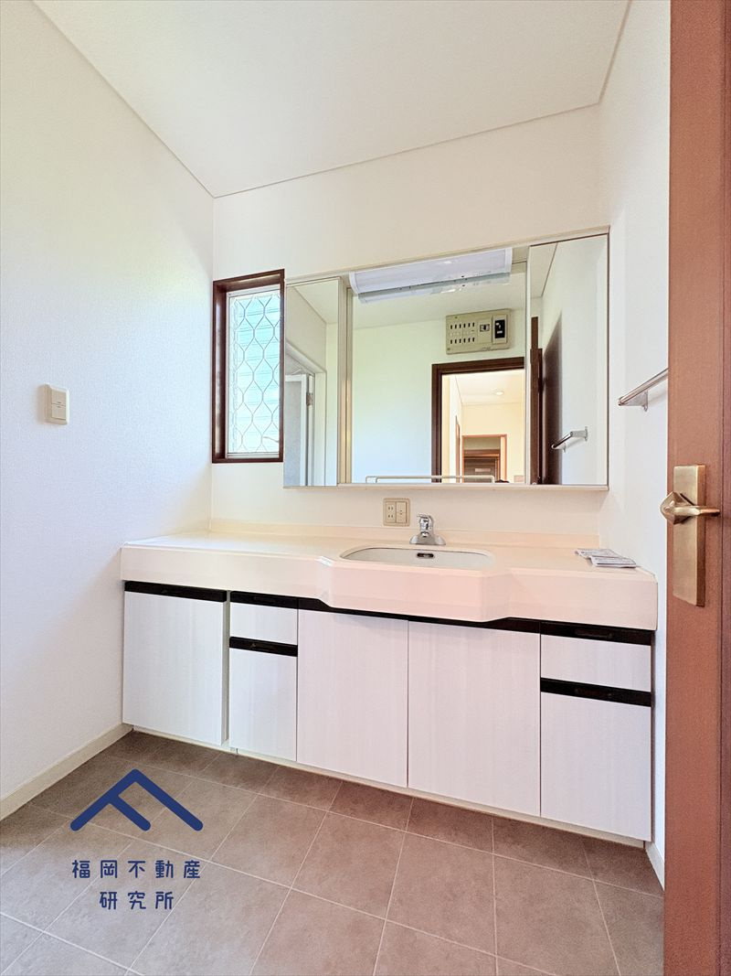 筑紫野市美しが丘南5丁目　戸建ての洗面所