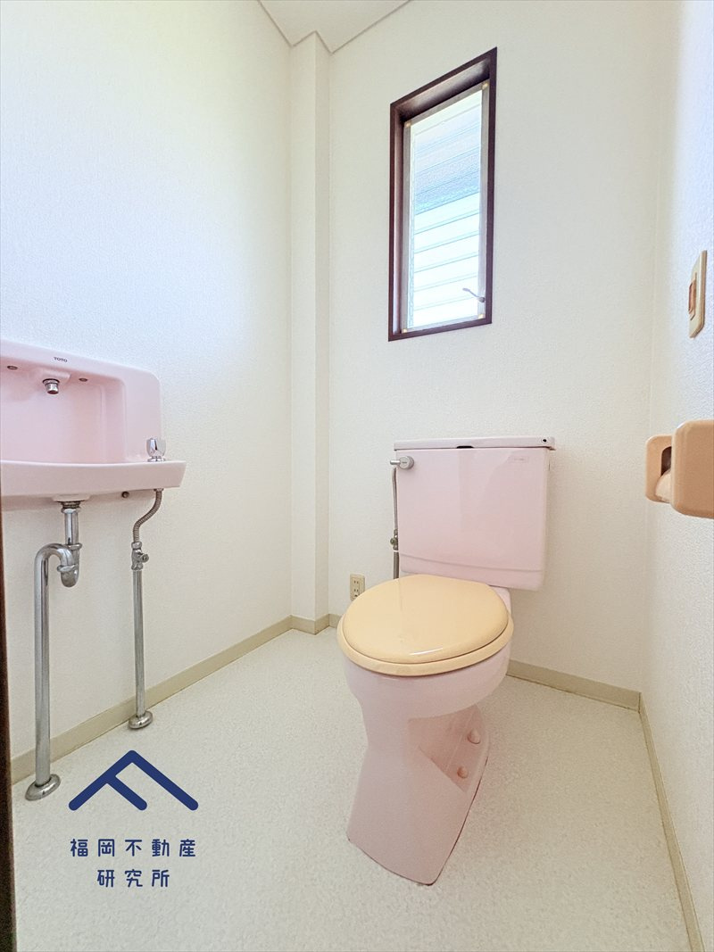 筑紫野市美しが丘南5丁目　戸建てのトイレ