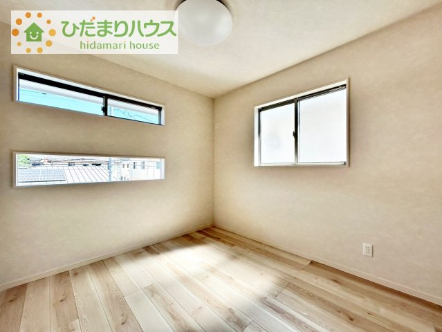 【洋室】 | クライン龍ケ崎市白羽第1期　新築戸建　2号棟 | 机にベットを置けば子供部屋の完成です！