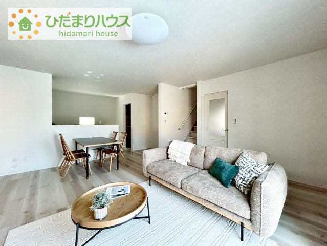 【居間・リビング】 | クライン龍ケ崎市白羽第1期　新築戸建　2号棟 | 大型テレビに大型ソファー(^^)どんなインテリアにしますか？