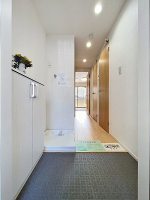 【玄関】 | ＺＥＲＤＩＡ草加 | ※家具・小物はイメージです