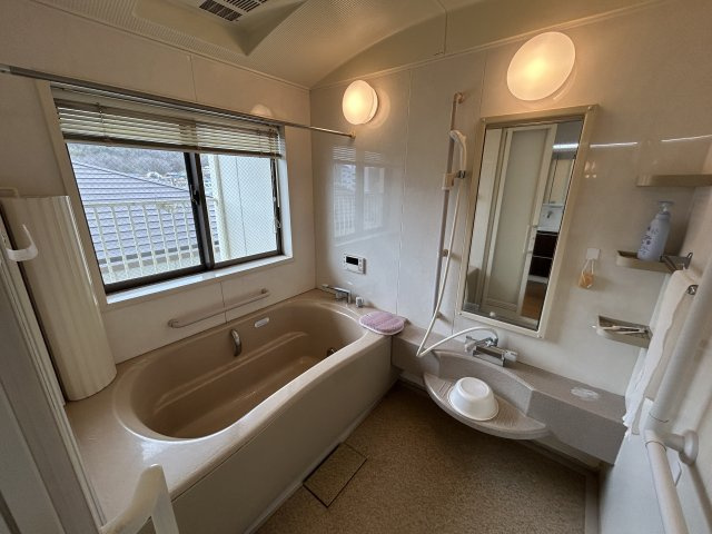 SUN16笠岡駅前ビルの浴室