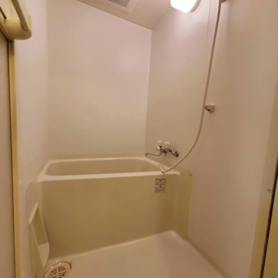 【浴室】 | アクタス桜坂レノア | 別号室の写真になります。現況優先。