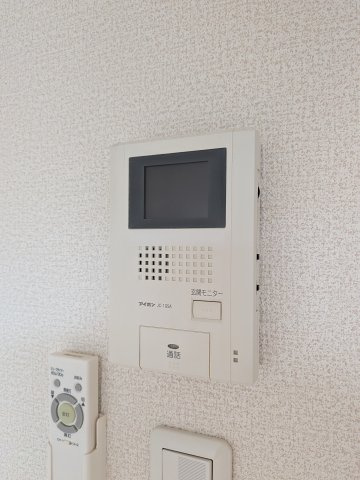 【セキュリティ】 | ミリアビタ海神 | TV付きインターホンでセキュリティ面も安心です