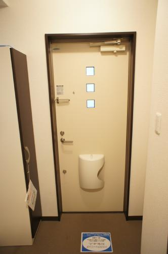 【玄関】 | ミリアビタ海神 | 玄関も広々で収納も充分です