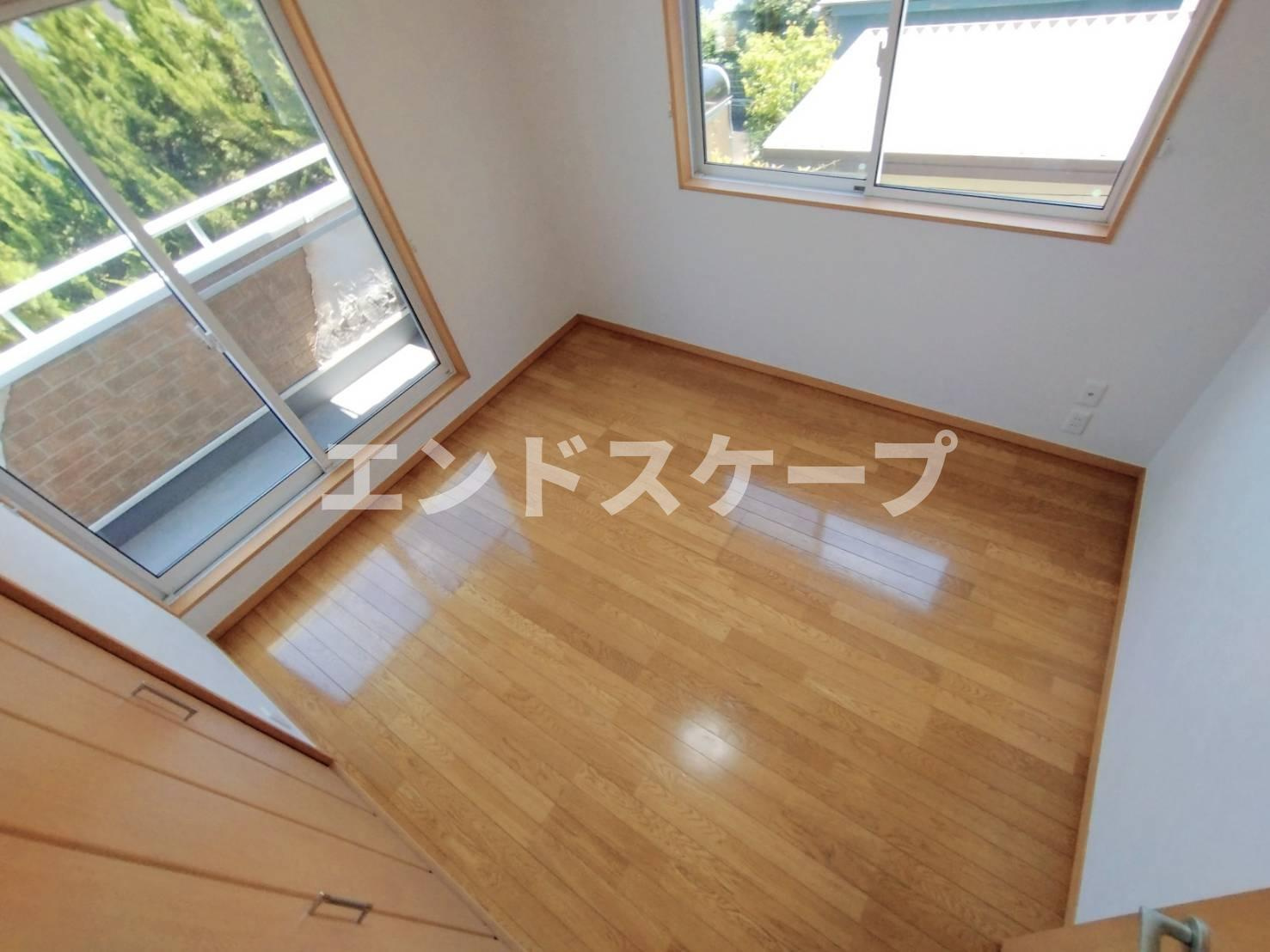 レーヴ江木の居間・リビング|高崎、前橋のお部屋探しはエンドスケープまで！お客様の理想お聞かせ下さい♪