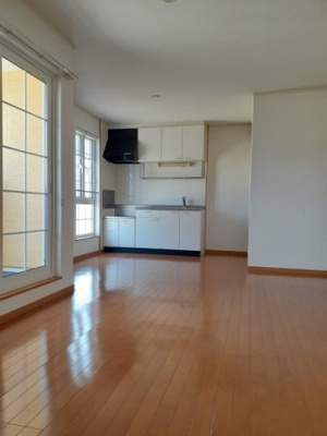 【居間・リビング】 | ラ・フルール壱番館