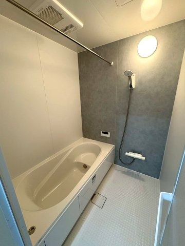 葵区羽鳥４丁目　新築一戸建て　全３棟　１号棟の浴室