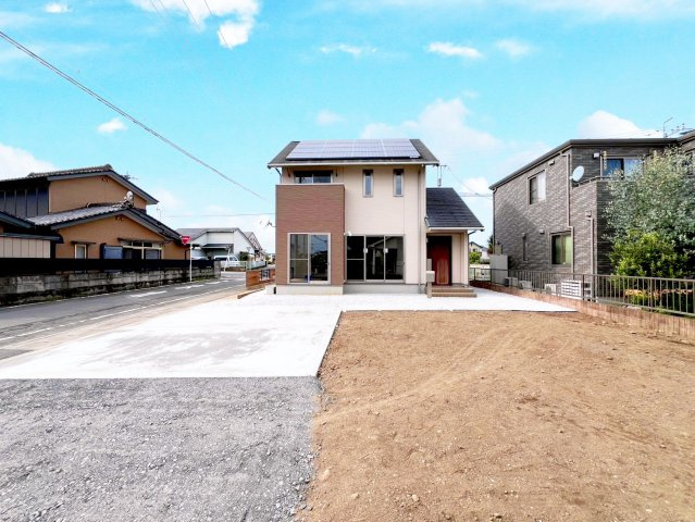 高崎市下佐野町　社有中古住宅の駐車場