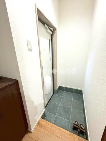 Solis島崎町の玄関