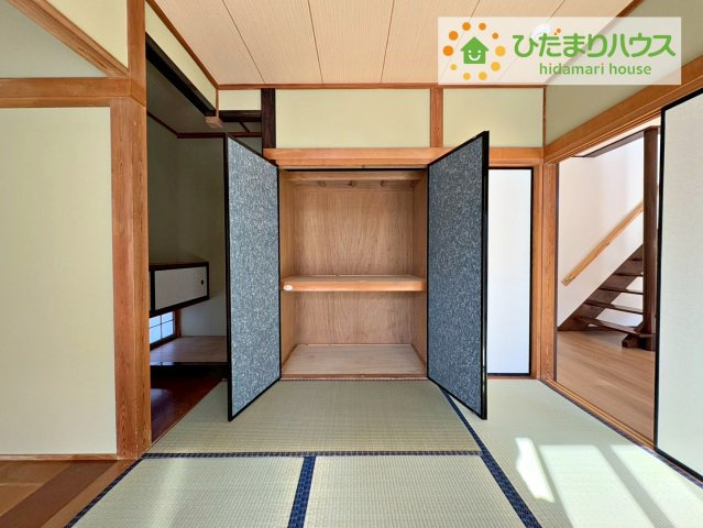 日立市川尻町3丁目　中古戸建の収納|"和室にも大容量のクローゼット完備！
お布団やお子様のおもちゃなどがスッキリ収納できますね(^^♪"
