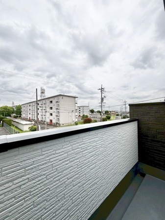 Terrechez大府市横根町1期　全４棟　新築住宅のバルコニー