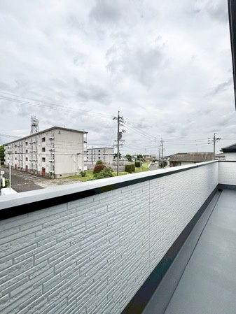 Terrechez大府市横根町1期　全４棟　新築住宅のバルコニー