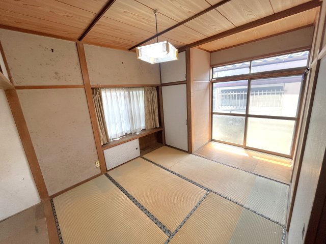 上官町戸建ての和室