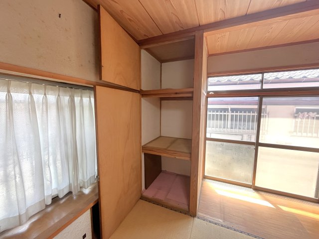 上官町戸建ての収納