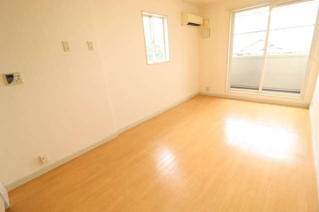 ウエスト キャッスルの居間・リビング