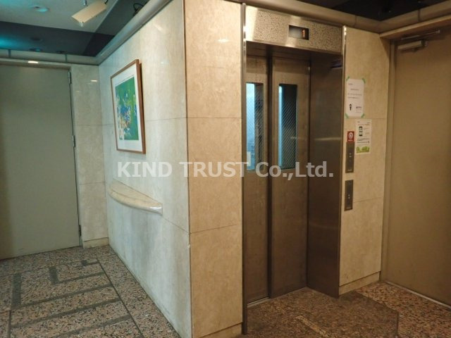 ロイヤル天満橋のロビー