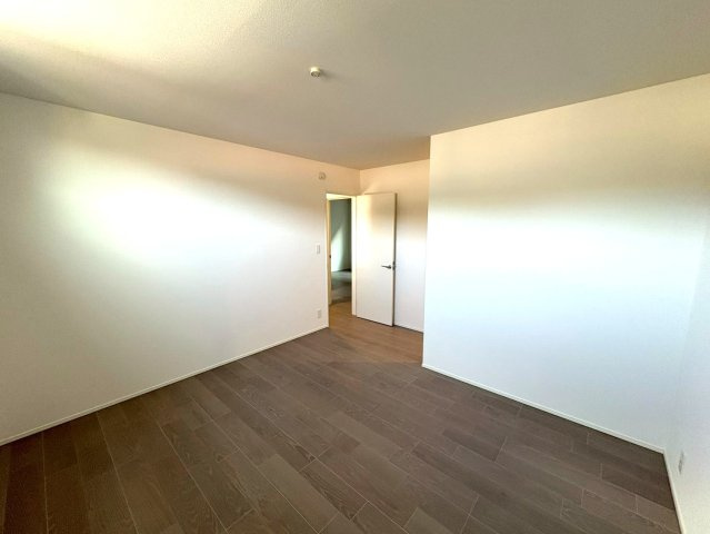 葵区羽鳥４丁目　新築一戸建て　全３棟　3号棟の洋室