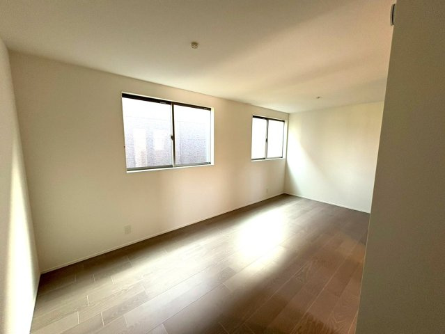 葵区羽鳥４丁目　新築一戸建て　全３棟　3号棟の洋室