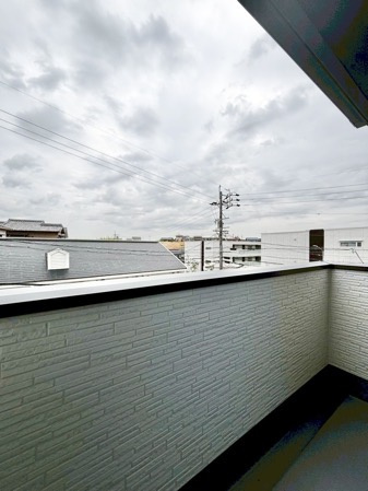 Terrechez大府市横根町1期　全４棟　新築住宅のバルコニー