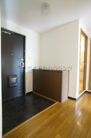 ドルミM宝塚の居間・リビング|参考、同建物・同間取りの号室