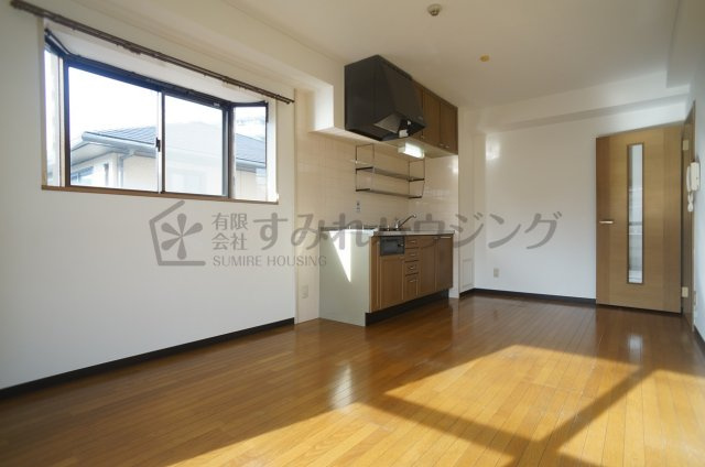 ドルミM宝塚の居間・リビング|参考、同建物・同間取りの号室