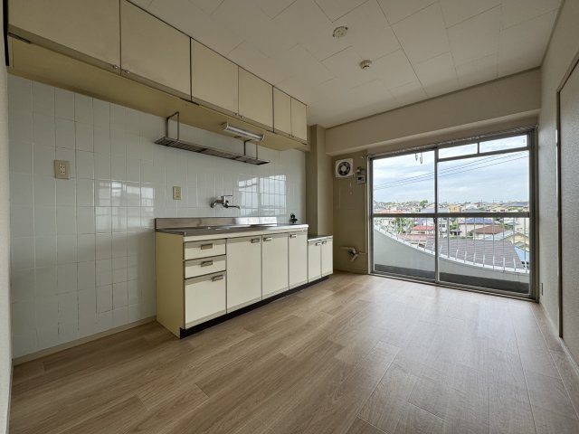 豊中市東寺内町の賃貸マンションの内装