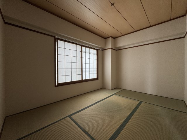 豊中市東寺内町の賃貸マンションの和室