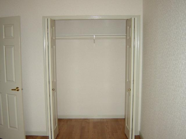 ティピカルハウスの収納|洋西収納（開）